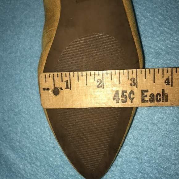 𝅺MARKET & SPRUCE mustard color soft suede flats NEW size 7.5 W - Picture 6 of 7